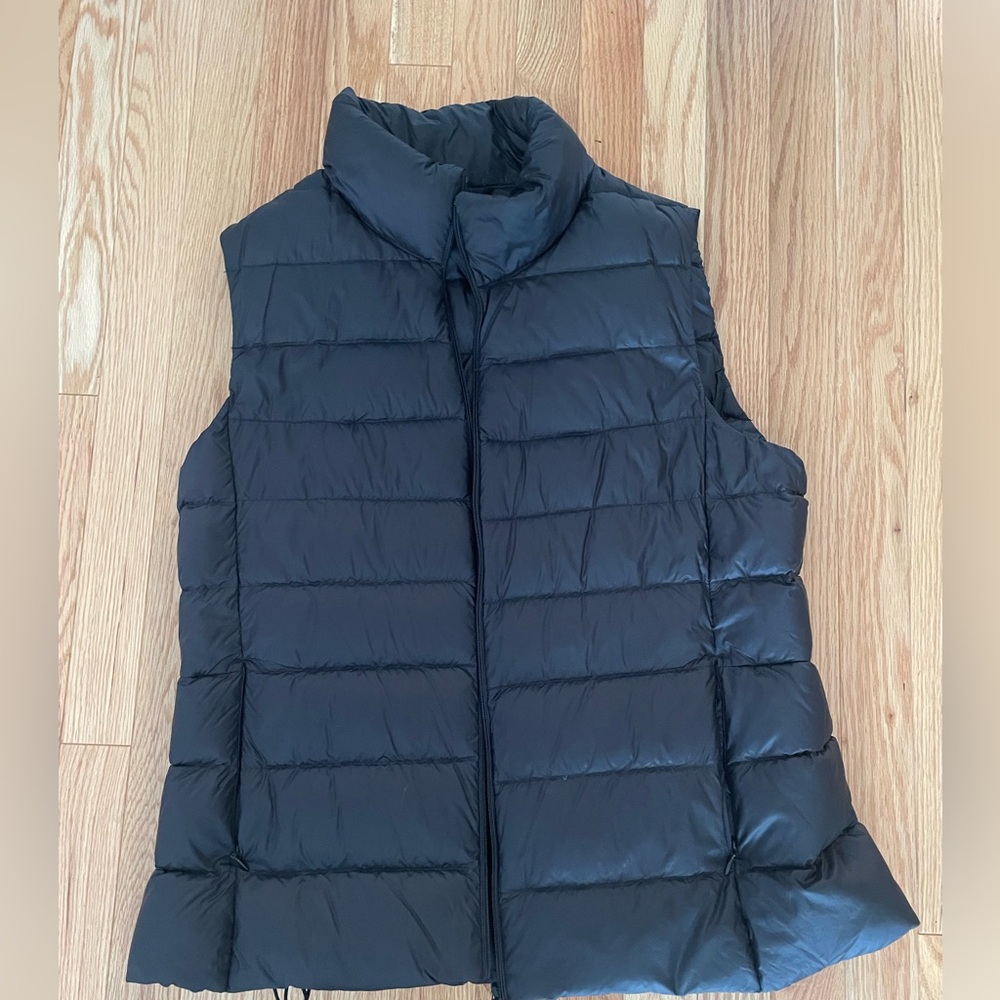 New Uniqlo Ultra Light Down Jacket in Black